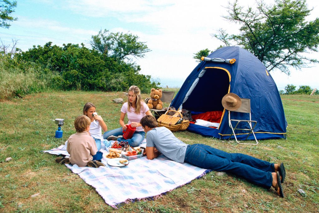 Jak przygotować się na wakacyjny camping?
